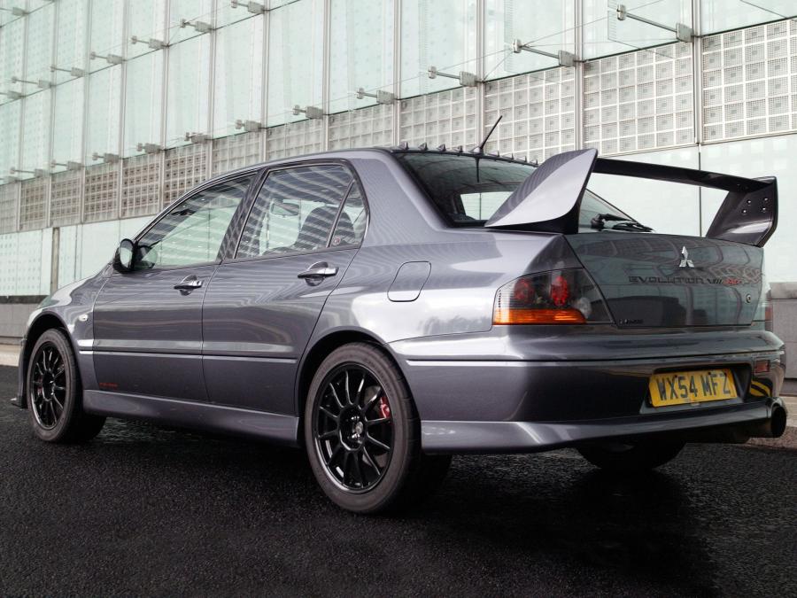  Mitsubishi Lancer Evolution VIII MR FQ-400 2005 года  (фото 5 из 8)